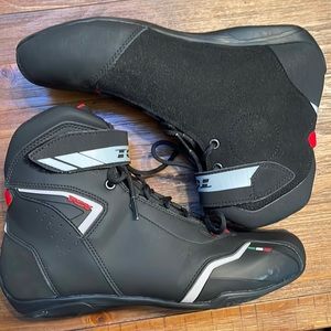 Motorcycle boots